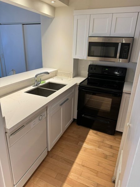 Condo for sale at Brickell Key Two 1214