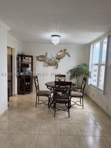 Condo for sale at Hallmark of Hollywood 605