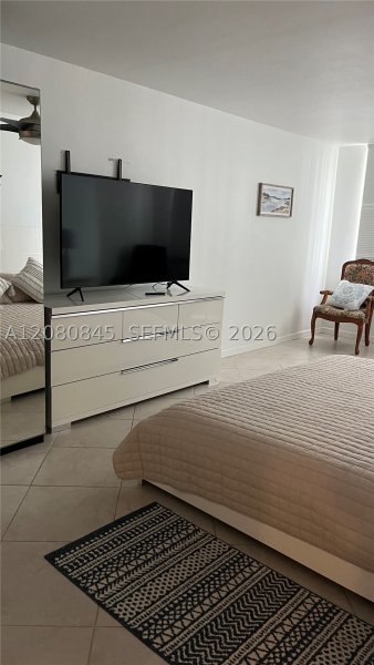 Apartment for rent at Aquarius Towers 406S