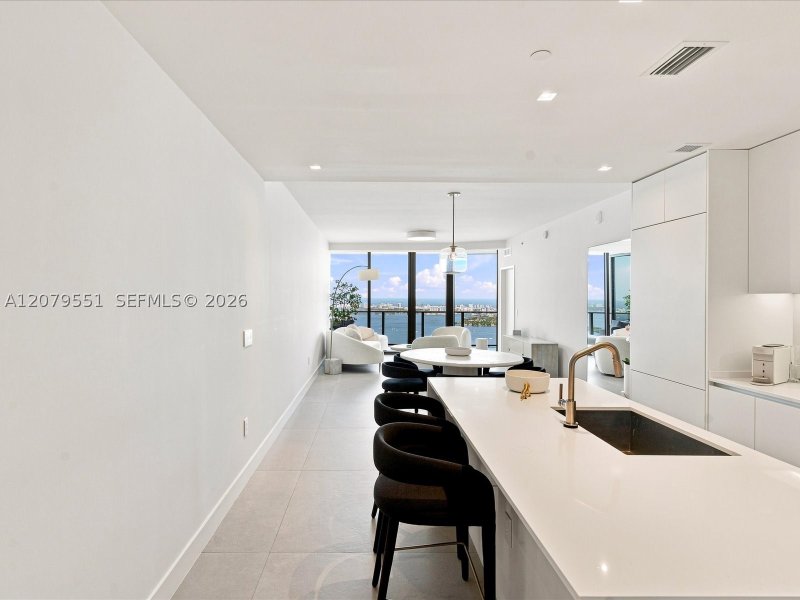 Alquiler de apartamento en Aria Reserve Miami 5605