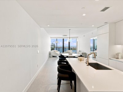Alquiler de apartamento en Aria Reserve Miami 5605
