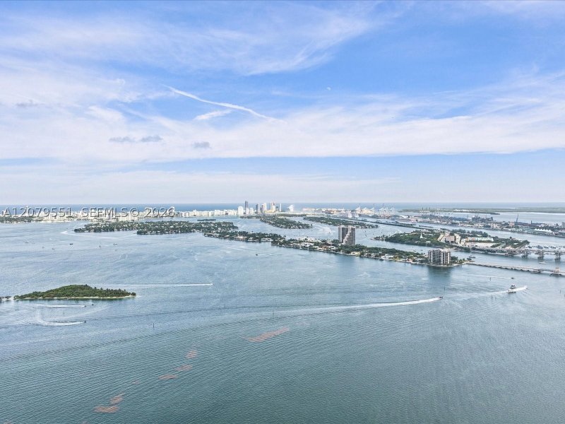 Alquiler de apartamento en Aria Reserve Miami 5605