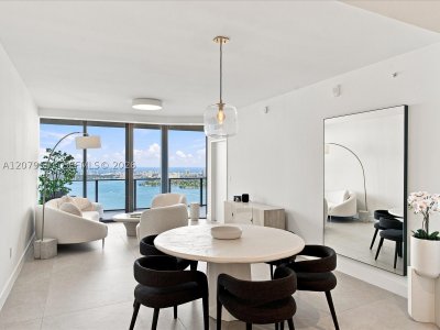 Alquiler de apartamento en Aria Reserve Miami 5605