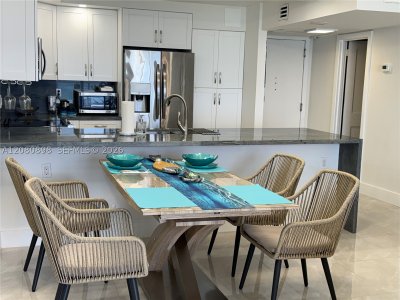 Aluguel de apartamento no Arlen Beach 908