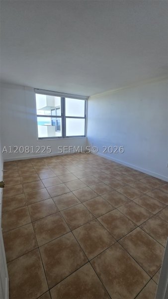 Apartment for rent at Triton Towers 1005
