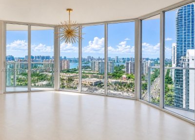 Aluguel de apartamento no La Perla 2907