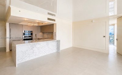 Aluguel de apartamento no La Perla 2907
