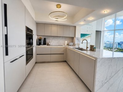 Aluguel de apartamento no La Perla 2907