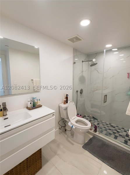 Apartment for rent at Vue at Brickell 2405