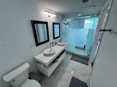 Aluguel de apartamento no Mint at Riverfront 3811