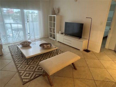 Aluguel de apartamento no Carlisle On The Ocean 414