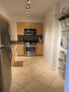 Aluguel de apartamento no Carlisle On The Ocean 414