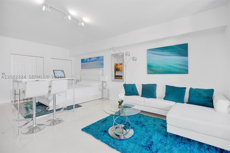 Apartment for rent at Icon Brickell Tower I 5010