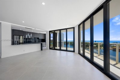 Comprar apartamento no Hamptons West 1008