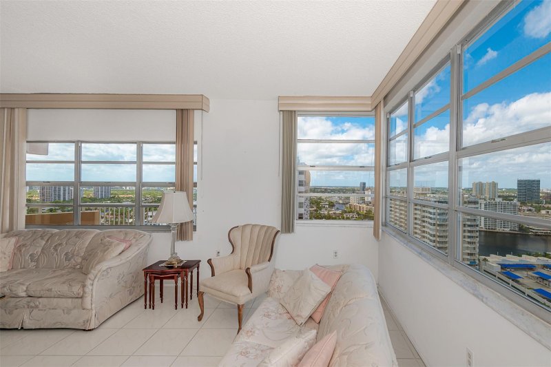 Condo for sale at The Hemispheres 22P
