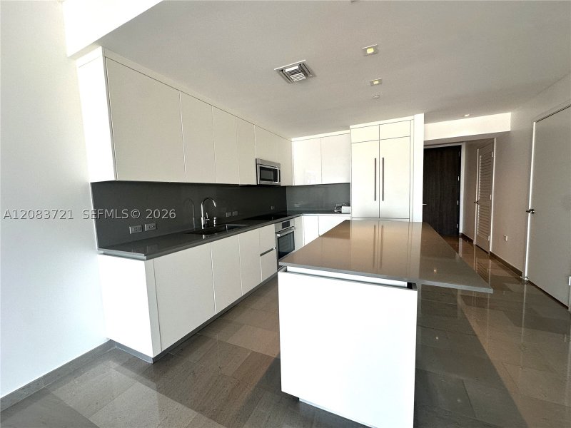 Apartment for rent at Brickell City Centre Rise 2806