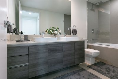 Aluguel de apartamento no The Bond 3803