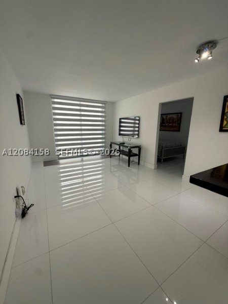 Apartment for rent at Oceanside Plaza 4P
