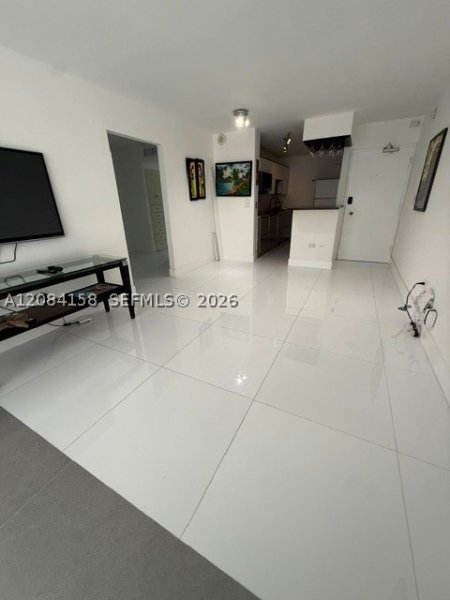 Apartment for rent at Oceanside Plaza 4P