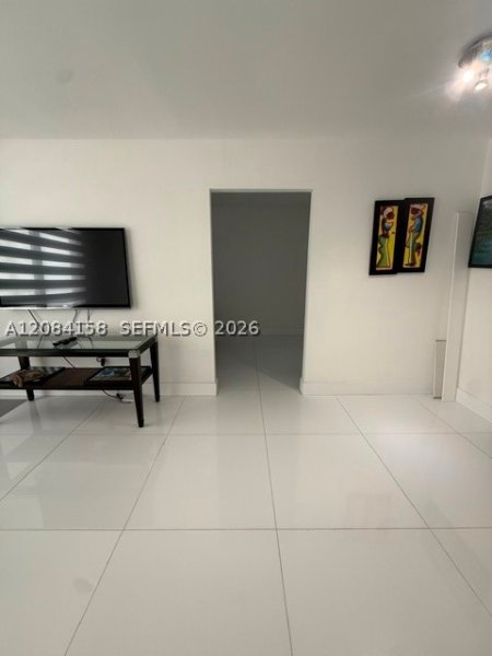 Apartment for rent at Oceanside Plaza 4P