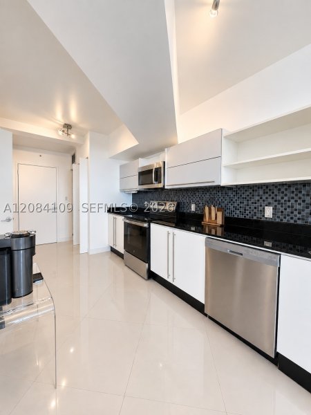 Apartment for rent at Neo Vertika Brickell 602