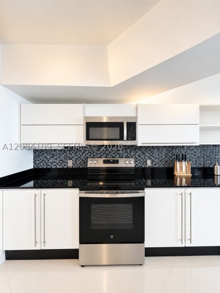 Apartment for rent at Neo Vertika Brickell 602