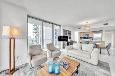 Aluguel de apartamento no The Harbour 2707