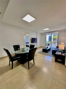 Aluguel de apartamento no Fortune House 904