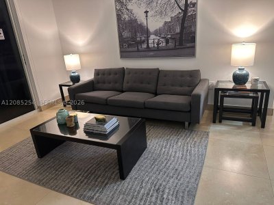 Aluguel de apartamento no Fortune House 904