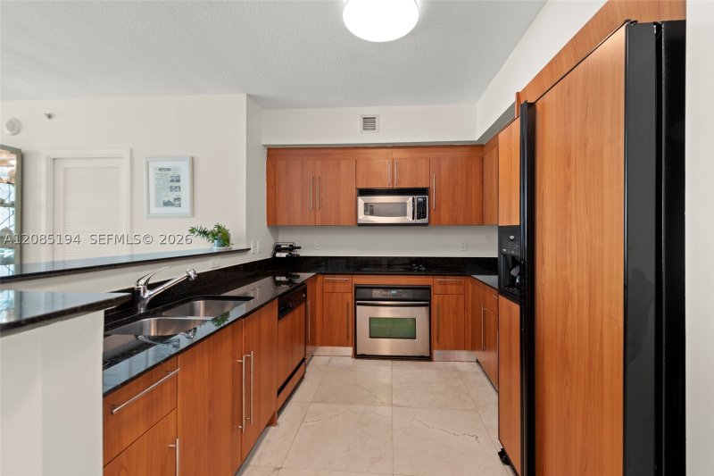 Property photo # 6