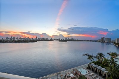 Comprar apartamento no Mondrian 1020