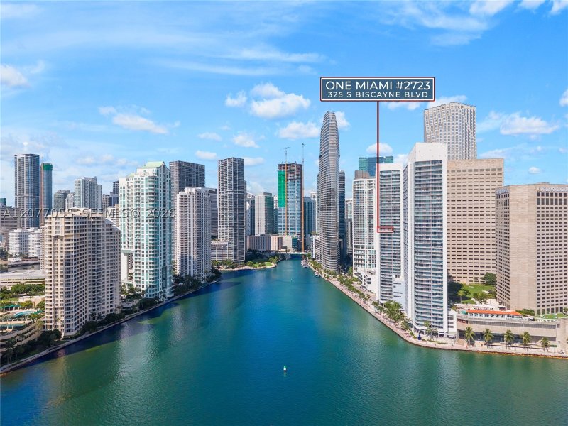Condo for sale at One Miami East Tower 2723