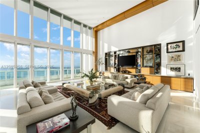 Comprar apartamento no Santa Maria PH4901