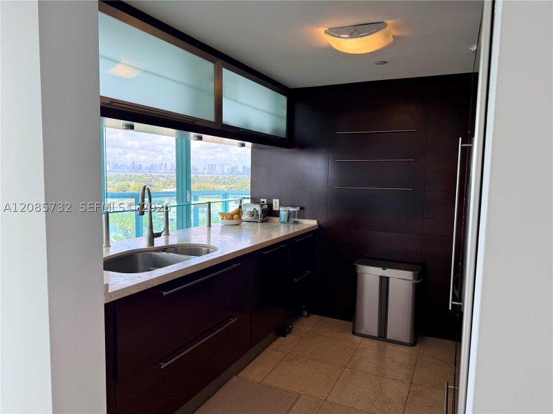 Apartment for rent at 6000 Indian Creek 10A