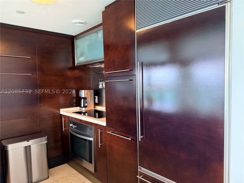 Apartment for rent at 6000 Indian Creek 10A