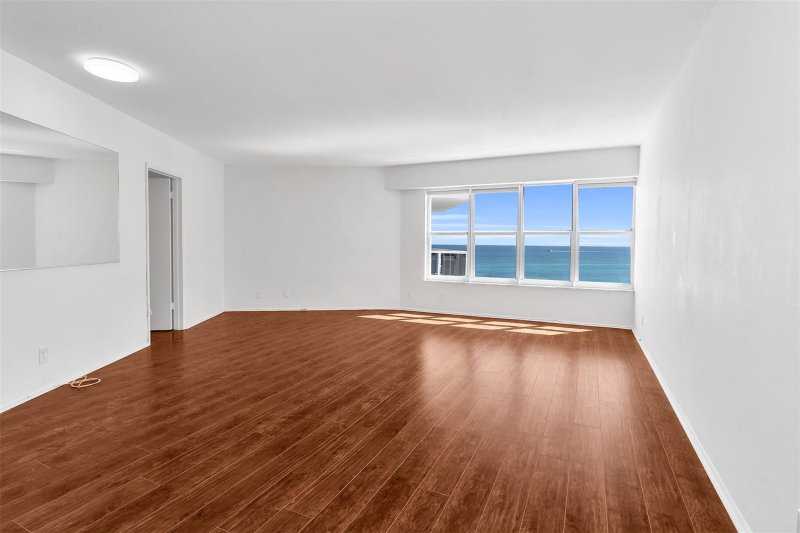 Apartment for rent at Royal Ambassador 1209