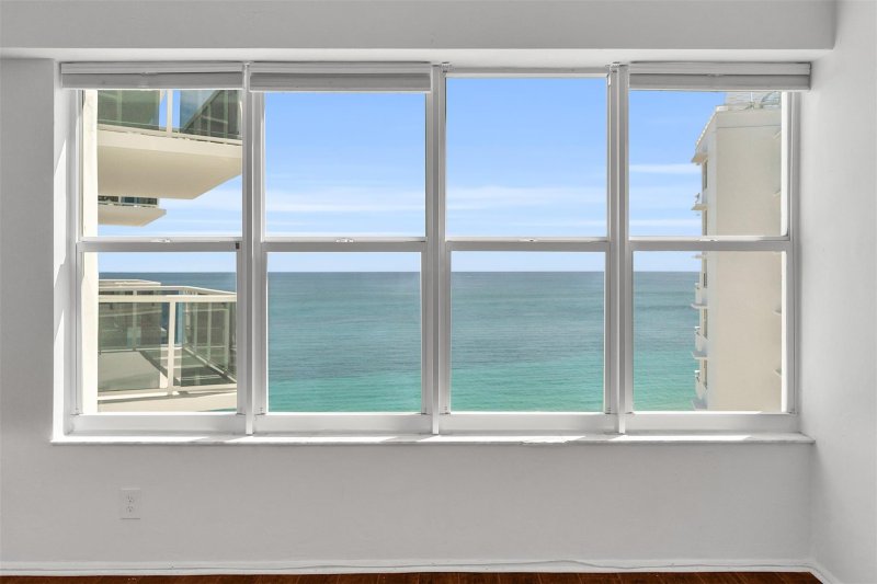 Apartment for rent at Royal Ambassador 1209