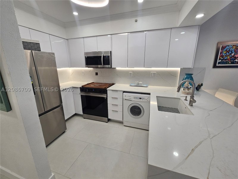 Property photo # 6