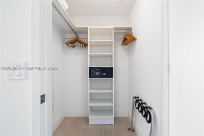 Comprar apartamento no Hyde Beach House R2507