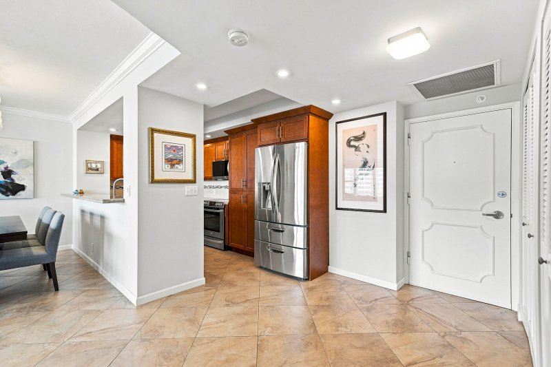 Condo for sale at Coral Ridge Towers East 1121