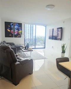 Comprar apartamento no 5252 Paseo Doral 809