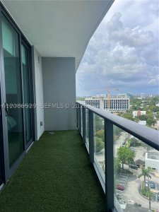 Comprar apartamento en Paraiso Bayviews 1202