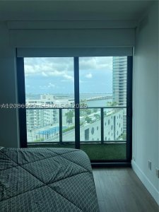 Comprar apartamento en Paraiso Bayviews 1202