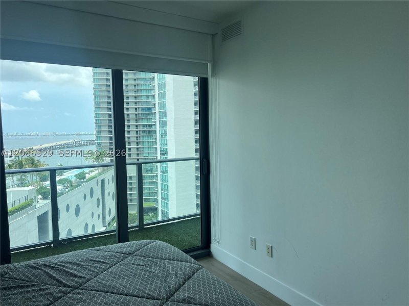 Comprar apartamento en Paraiso Bayviews 1202