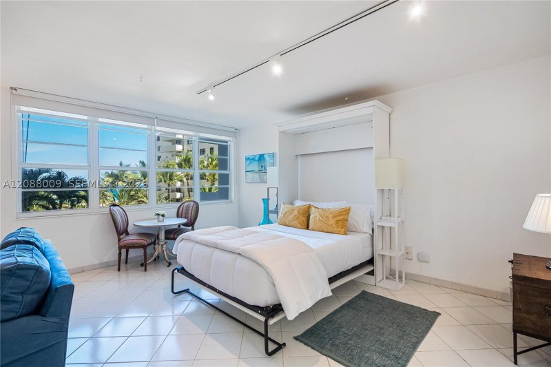 Property photo # 2