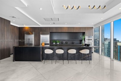 Comprar apartamento no Brickell House Condo PH4400