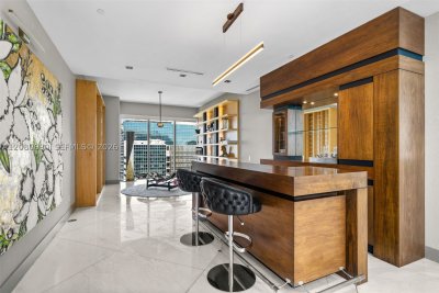 Comprar apartamento no Brickell House Condo PH4400