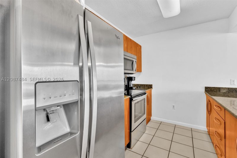 Comprar apartamento no The Club At Brickell Bay 2119