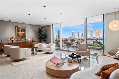 Comprar apartamento no Bella Mare 707