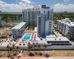 Comprar apartamento en Carriage House Miami Beach 826